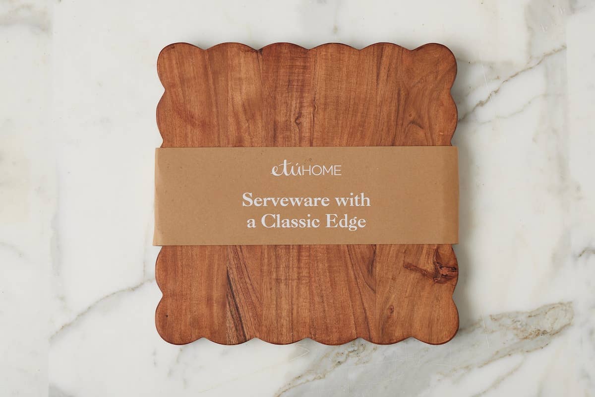 Scalloped Cutting Board, Medium Square
