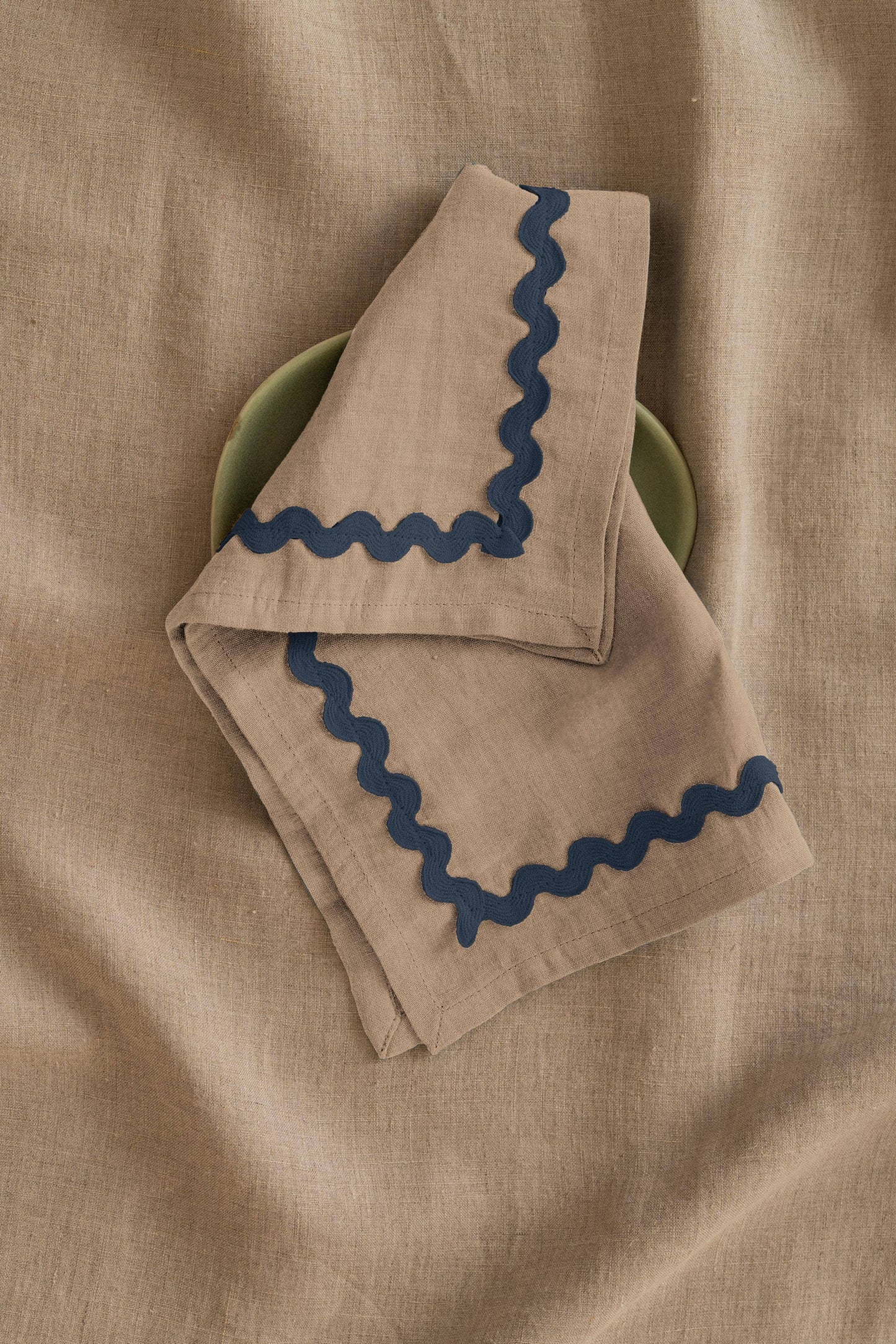 Blue Lace Trim Linen Napkin – Elegant Dining