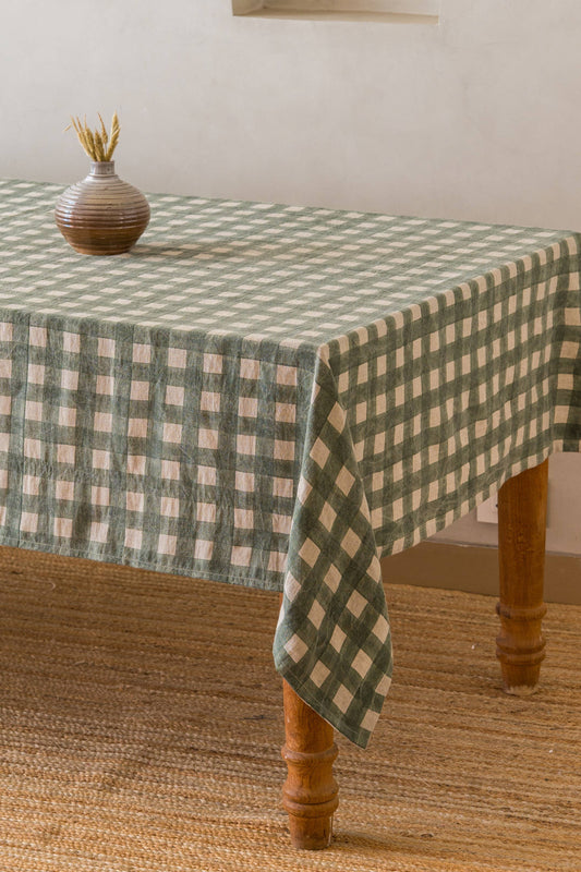 Printed Olea Linen Tablecloth – Entertaining Guests