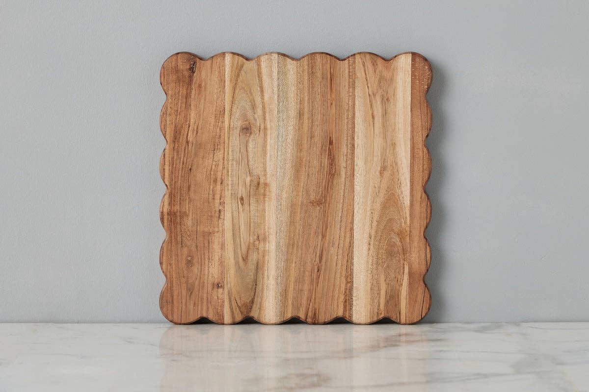 Scalloped Cutting Board, Medium Square