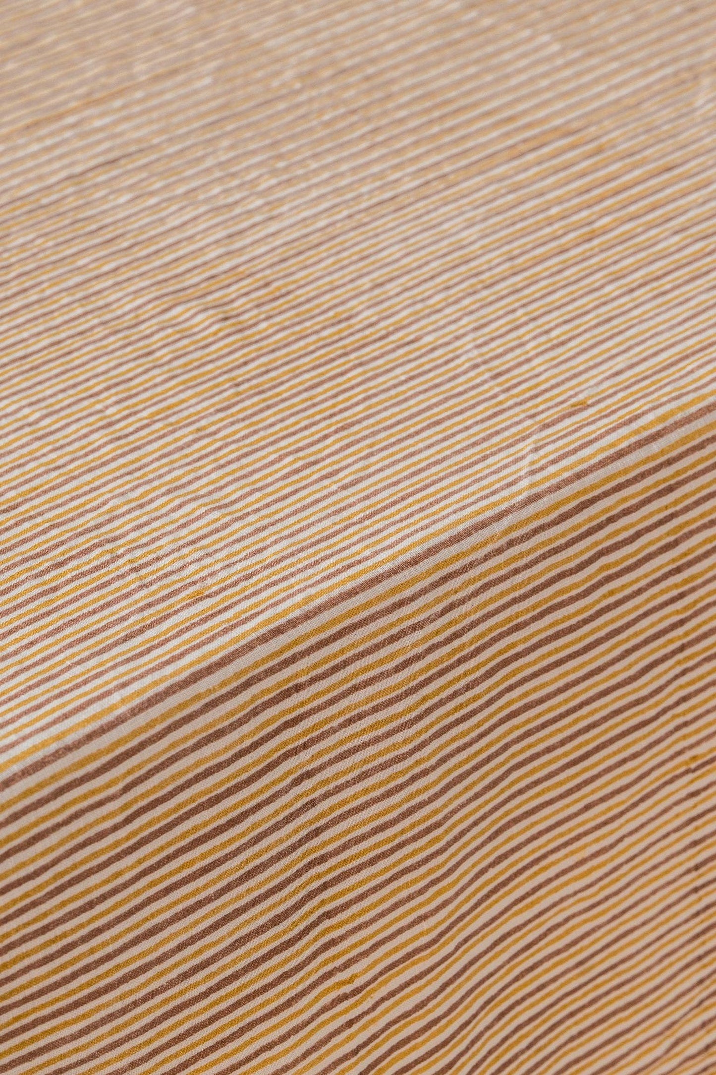 Striped Sova Linen Tablecloth – Formal Dining
