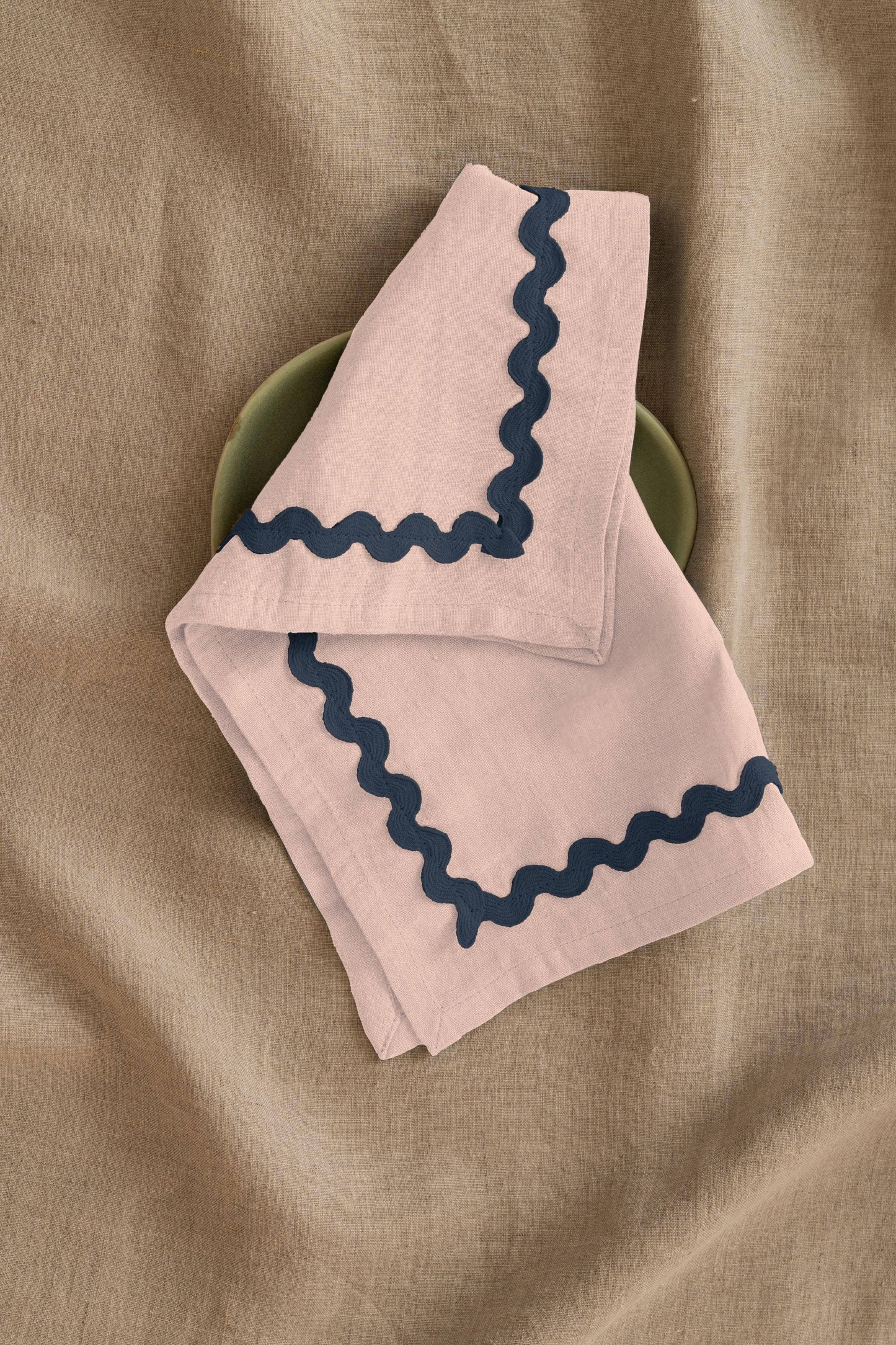 Blue Lace Trim Linen Napkin – Elegant Dining