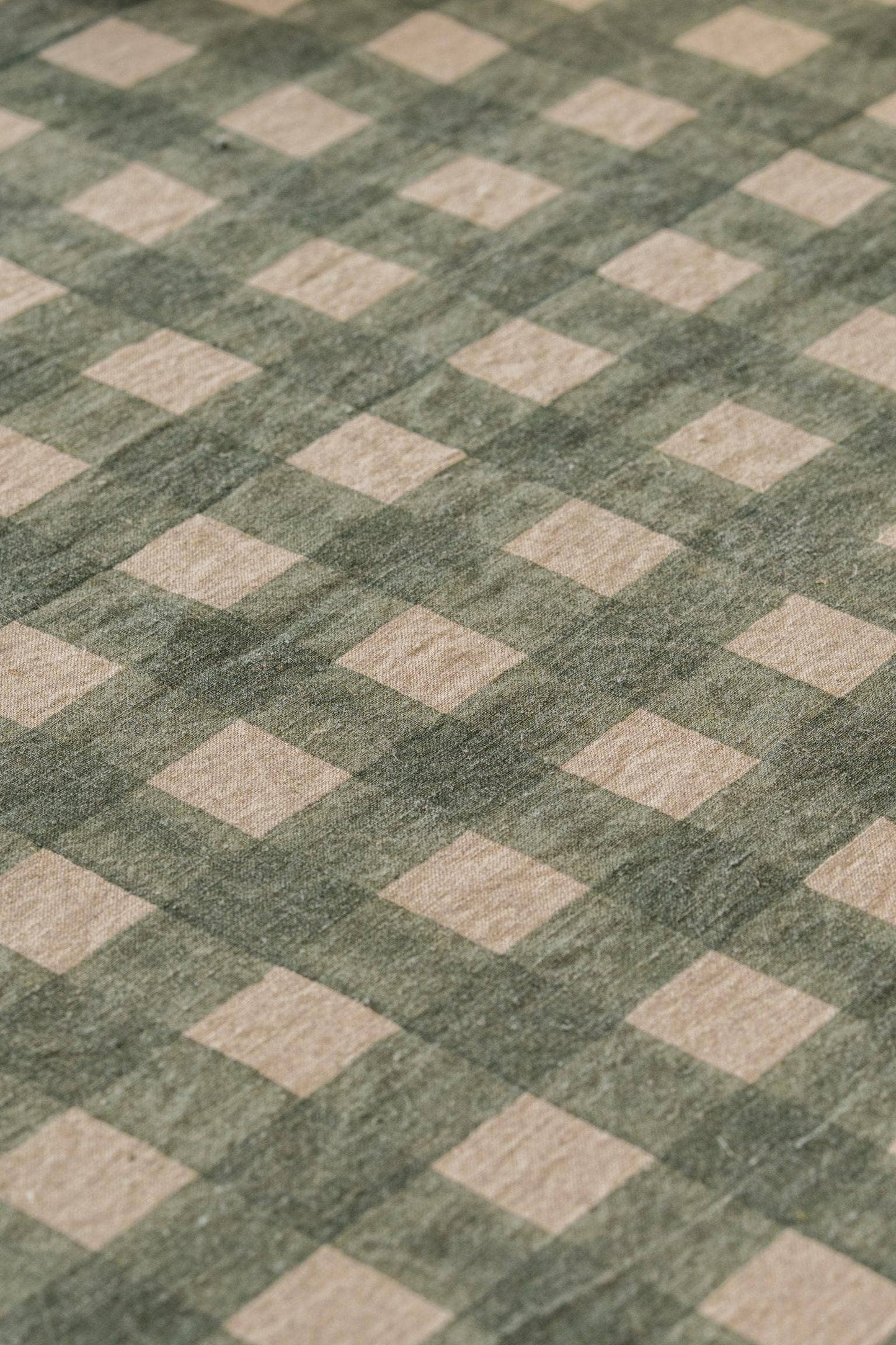 Printed Olea Linen Tablecloth – Entertaining Guests